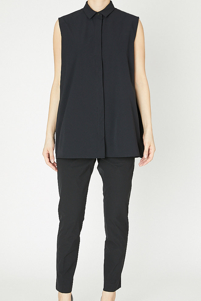 sleeveless back tiered blouse