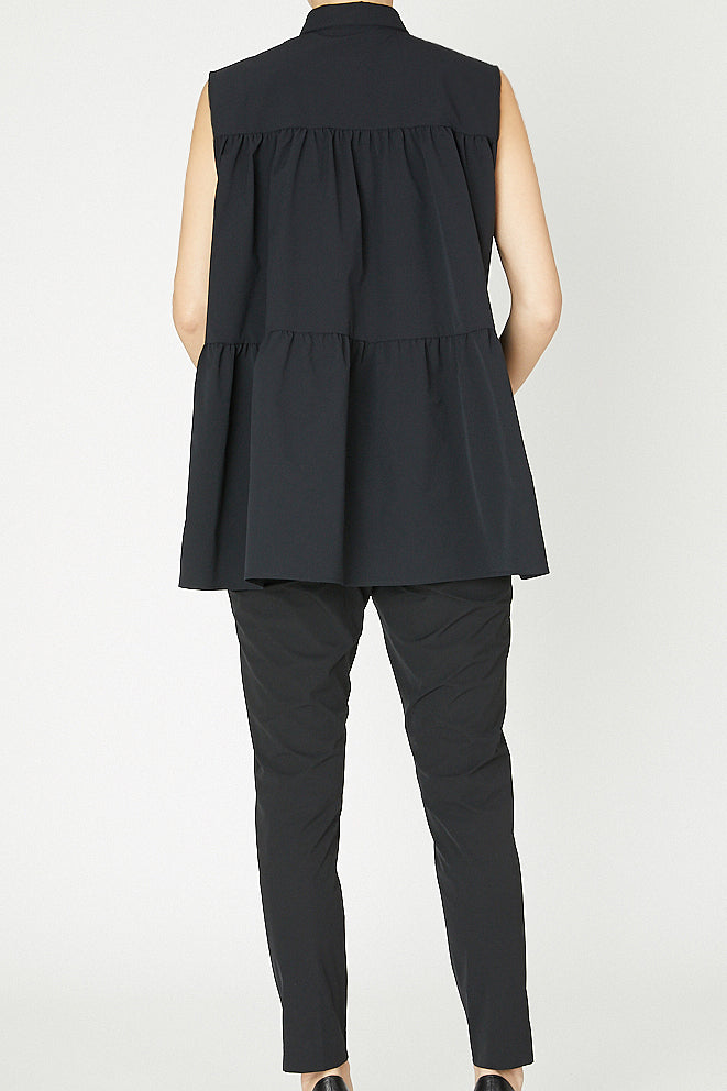 sleeveless back tiered blouse