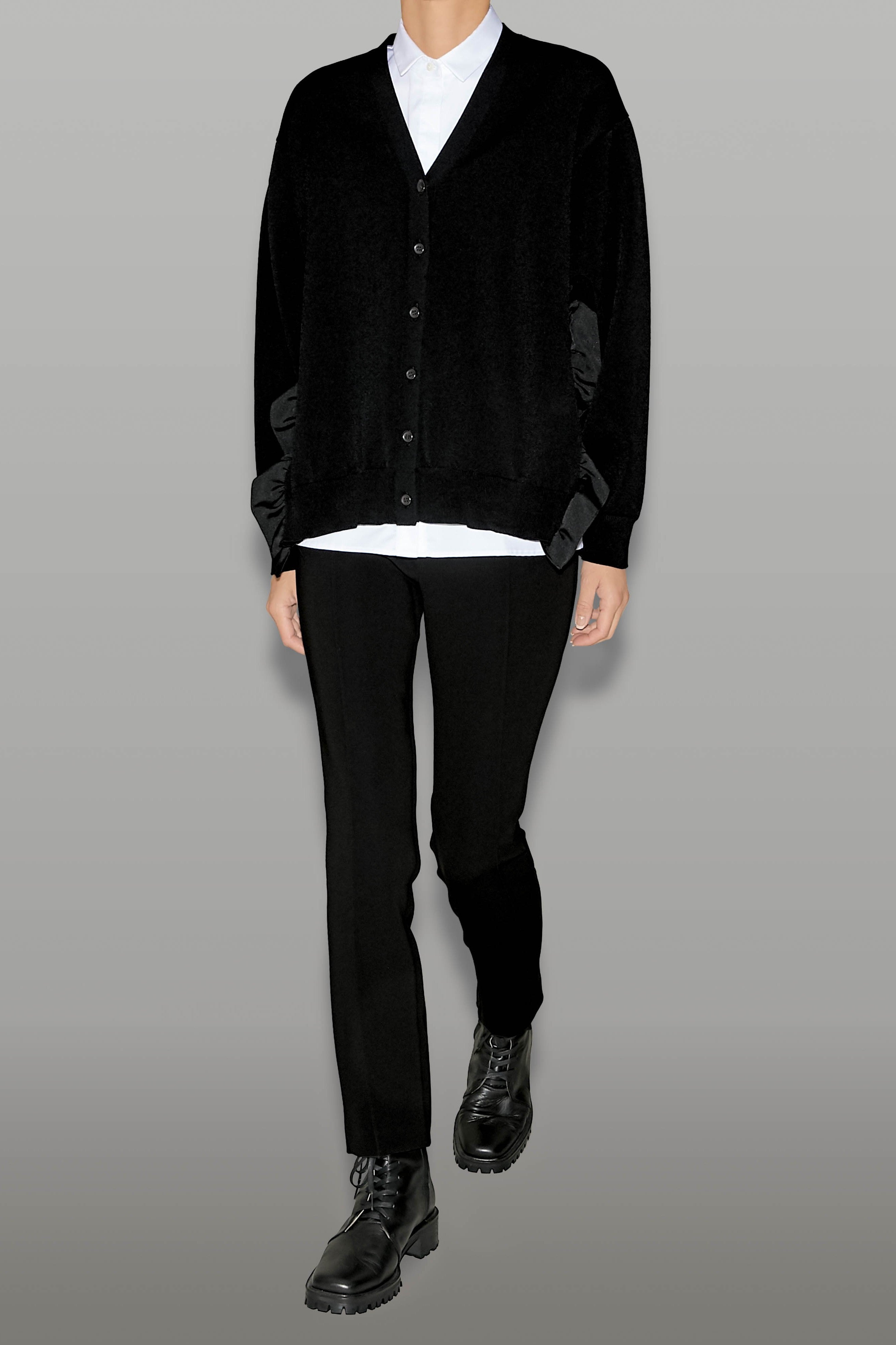 最終お値下げ　レオナール 長袖カーディガン黒色Lサイズ レオナール LEONARD 長袖 カーディガン トップス 黒 ブラック