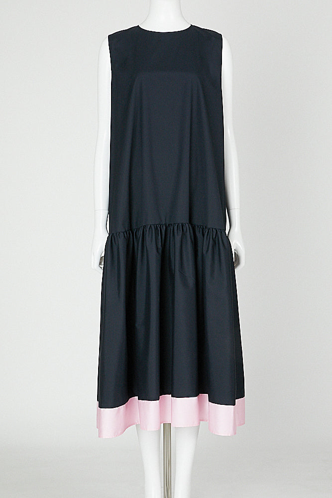 ヘムフレアコットンドレス