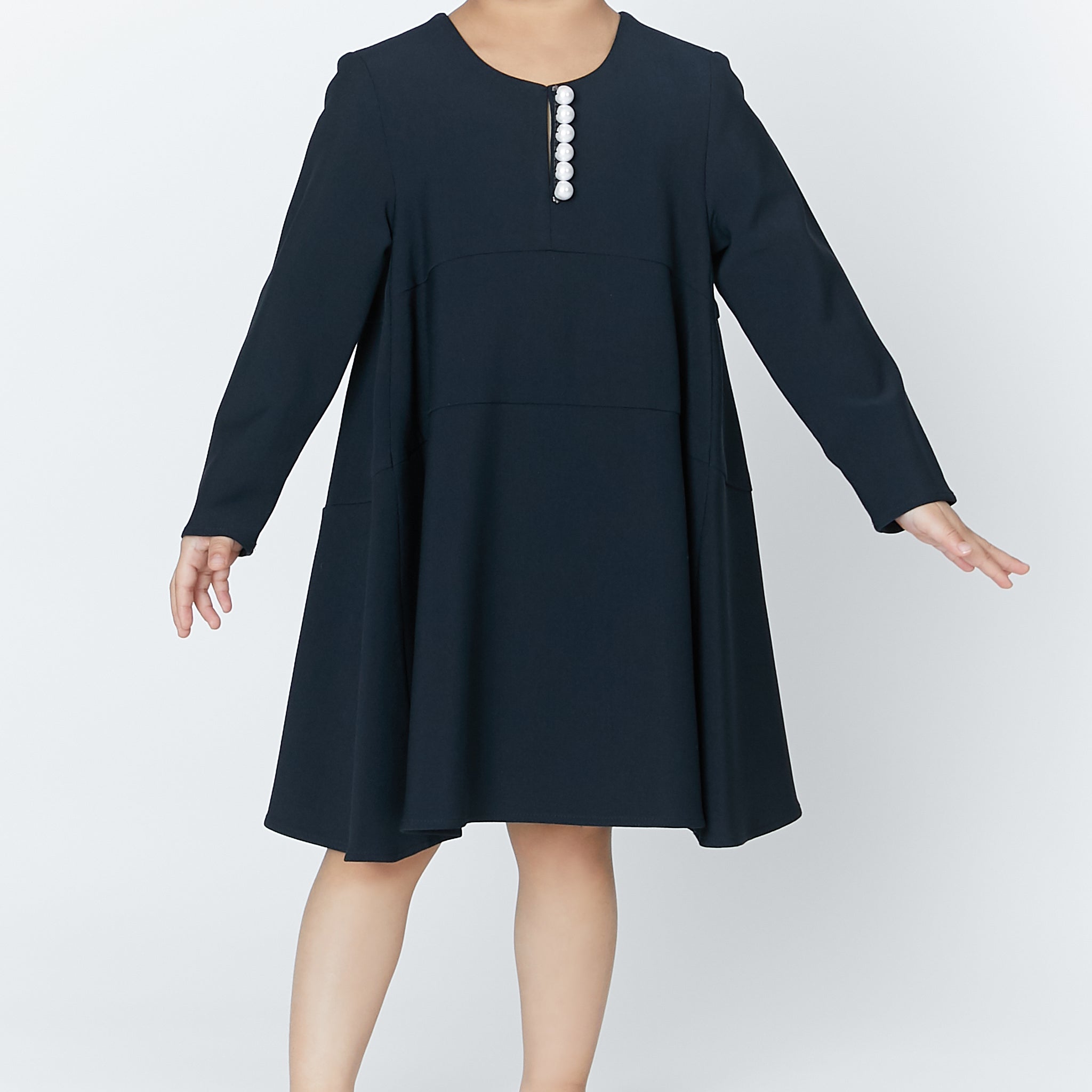 ロングスリーブパールドレス