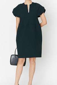 Flare sleeve pearl slit line dress